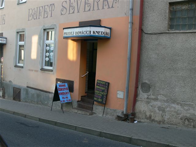 Obchod z venku